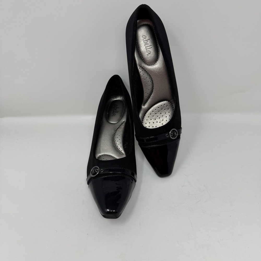 Abella Shoes Womens Size 7.5 Patent Leather Square Toe‎ Low Heel Comfort Dress